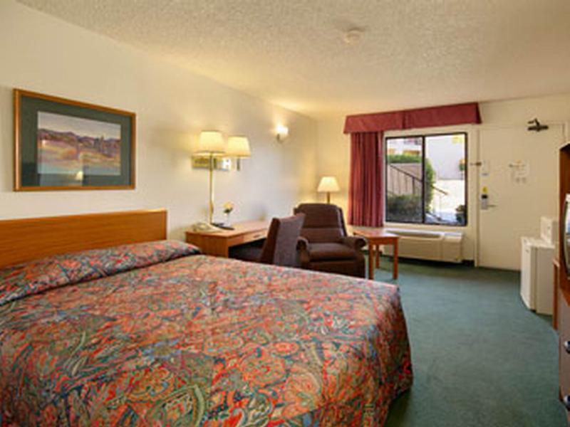 Super 8 By Wyndham Barstow Hotell Exteriör bild